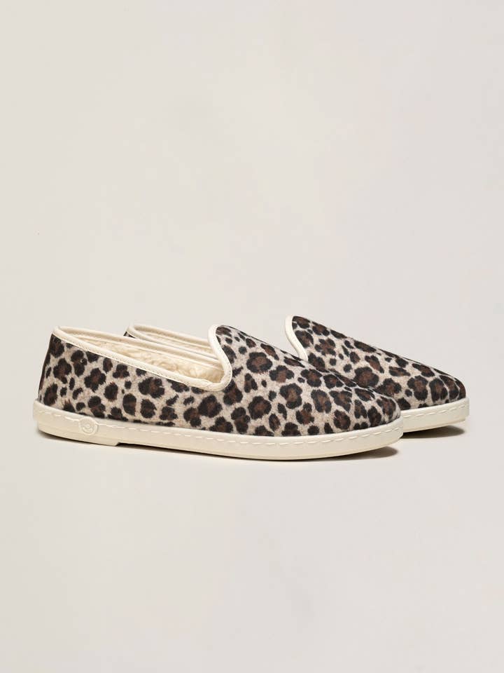 Chausson femme édition limitée, léopard pour la vente par Angarde