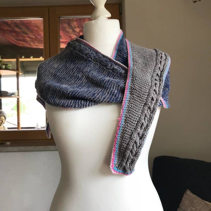 Set de punto y ganchillo Bufanda tejida «Tracht am See» para venta al por mayor de Chiemseegarn