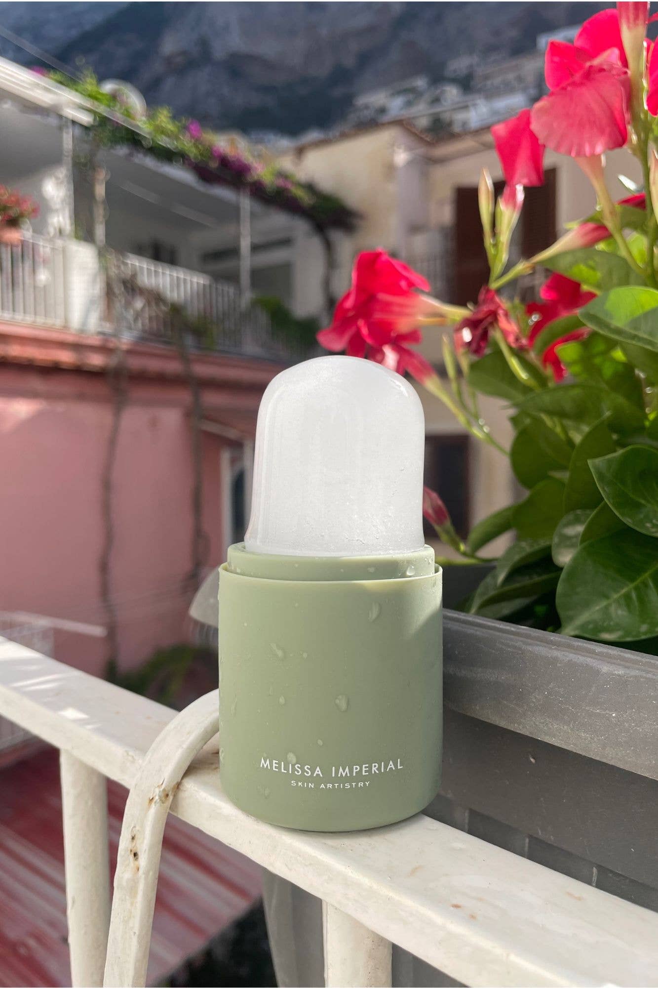 Vert Sage Cryo Facial Ice Pop – Outil de rituel de soins personnels en vente sur Faire7