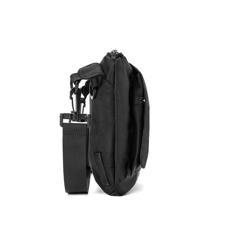 Nero Piccolo trasporto - Stealth X-Pac RX30 in vendita all'ingrosso su Faire7