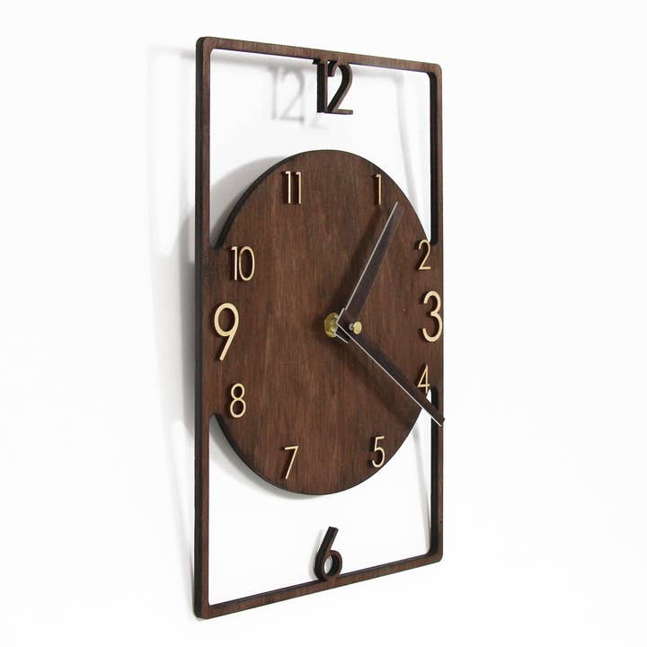 Wanduhr aus Holz für den Großhandel von PromiDesign