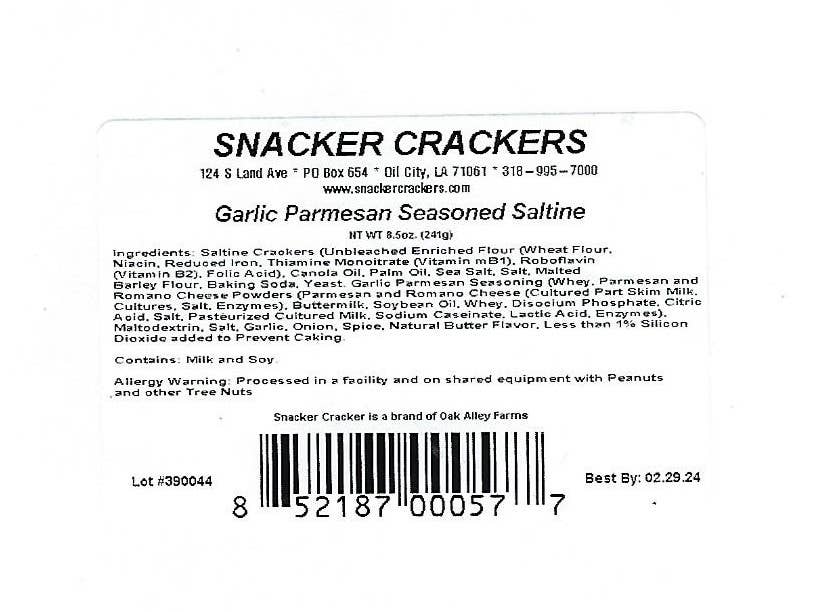 Snacker Crackers - Wholesale Crackers - Saltine Crackers Garlic Parmesan1