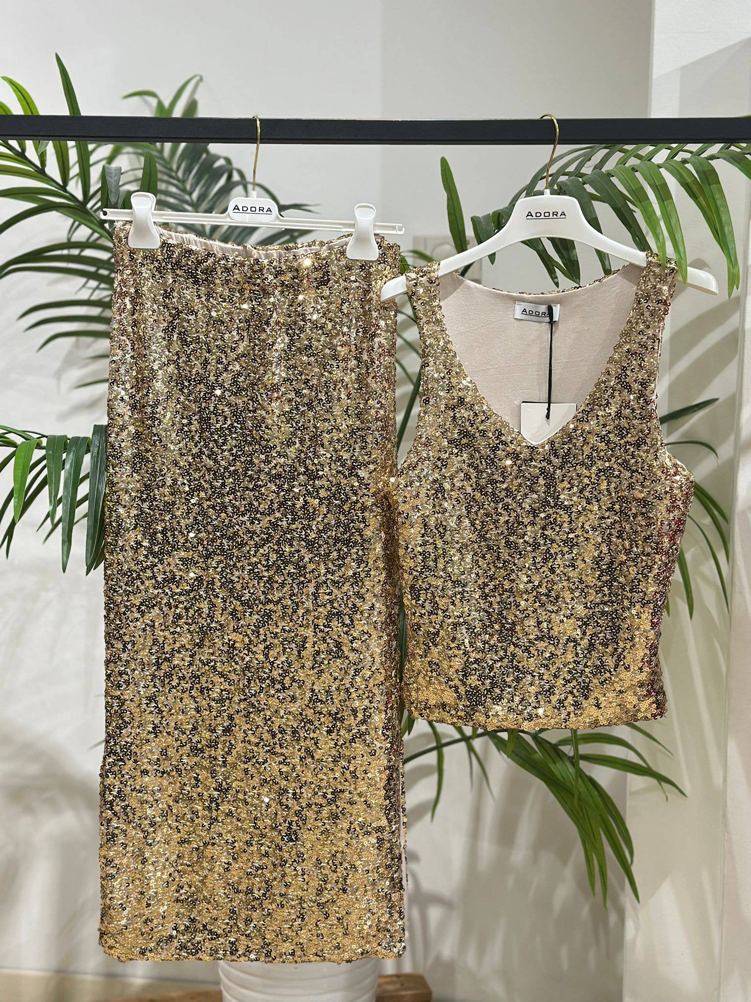 ADORA - Wholesale Top & Skirt Set - Women's - Sequin midi skirt1