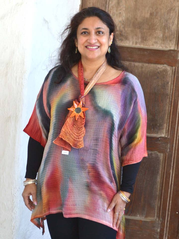 Túnica roja triturada para venta al por mayor de Poshaq Hand Painted Silk