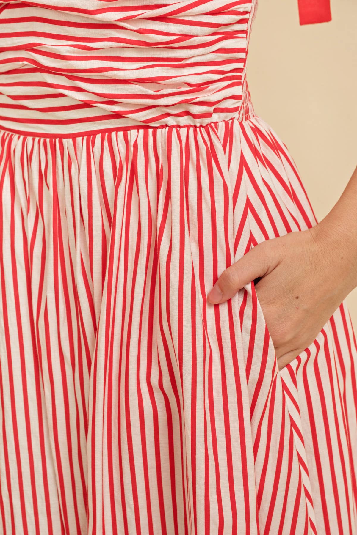 Cloud Ten - Venta al por mayor Vestido - Mujer - Vestido largo a rayas con tirantes anudados en los hombros16