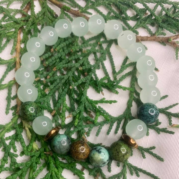 Green and White Agate Bead Bracelet with Copper Spacer for wholesale by Hadi Craft