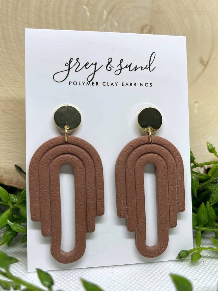 Nala pour la vente par Grey & Sand