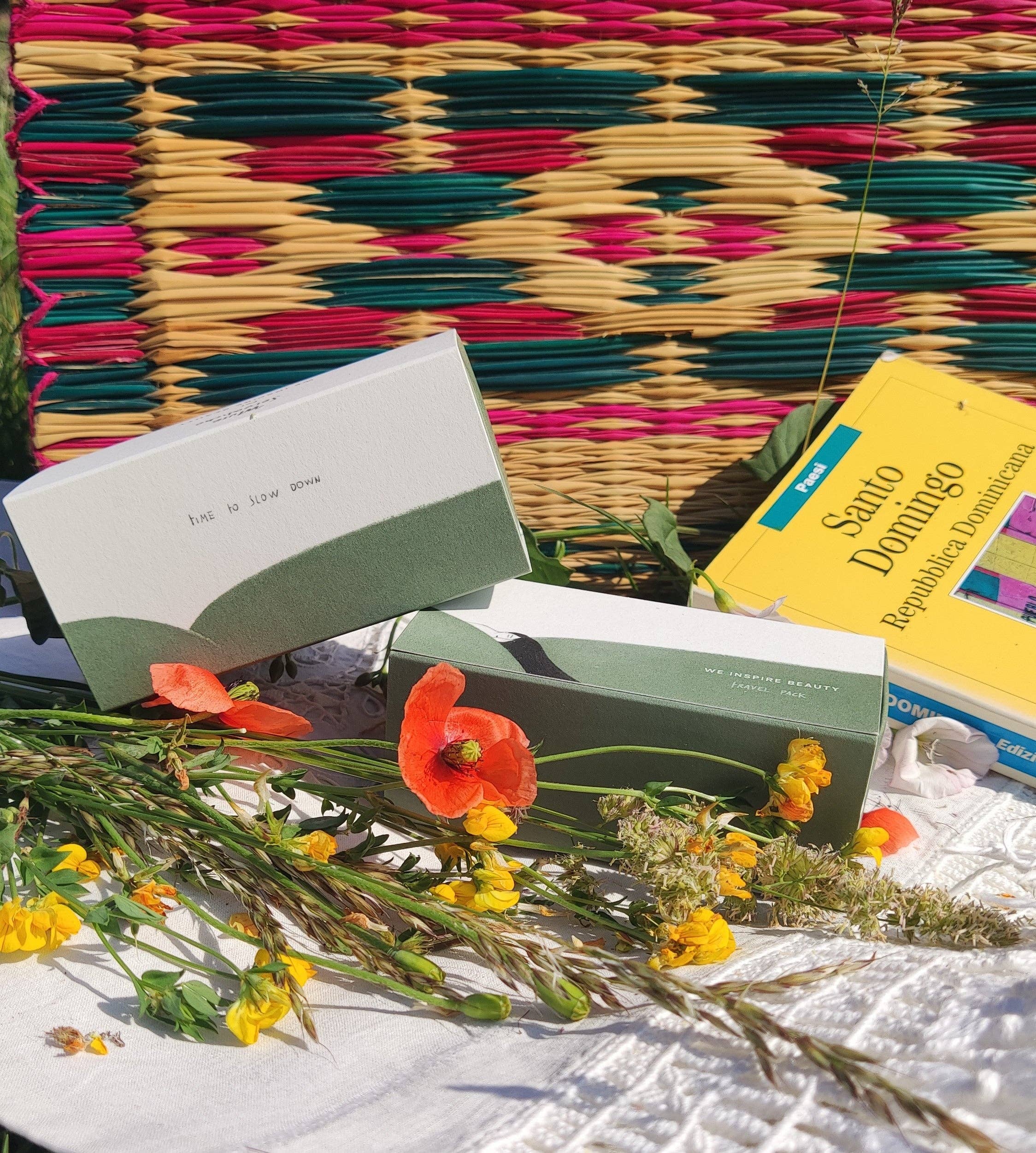 We Inspire Beauty - Wholesale Shampoo Puck/Solid Shampoo - Travel kit shampoo + conditioner + shower gel + facial cleanser4