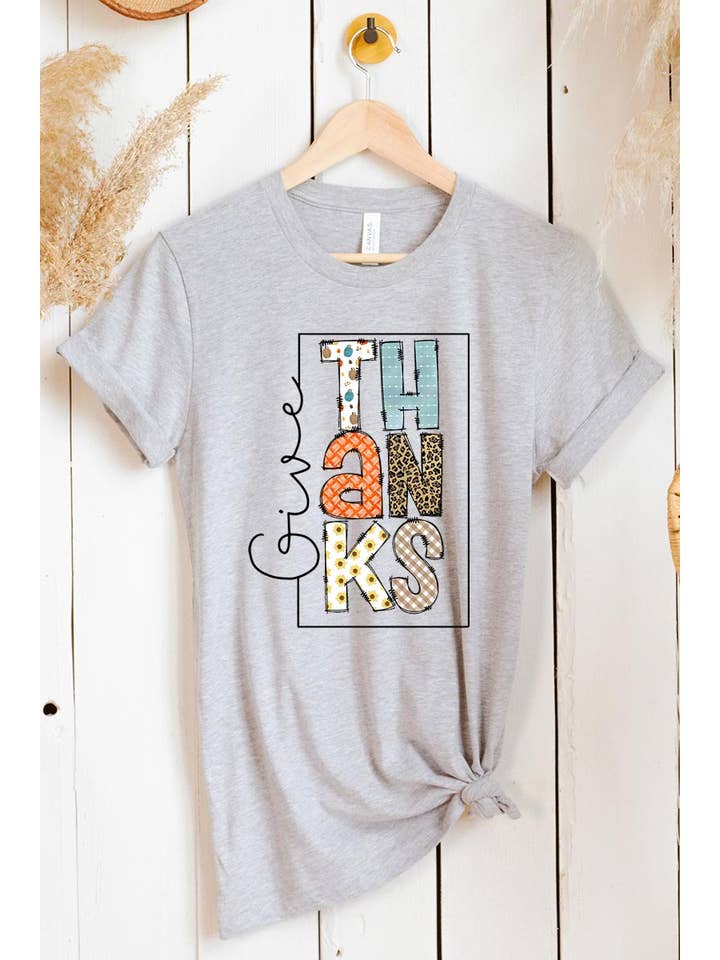 COLORBEAR – T-shirt estampada - Mulher por atacado – DAR GRAÇAS MANGA CURTA UNISSEX3