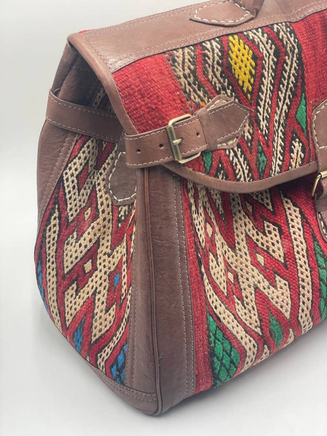 Melecraft – wholesale Weekender bag – Unisex – Moroccan Vintage Kilim bag, Large weekender bag unisex4