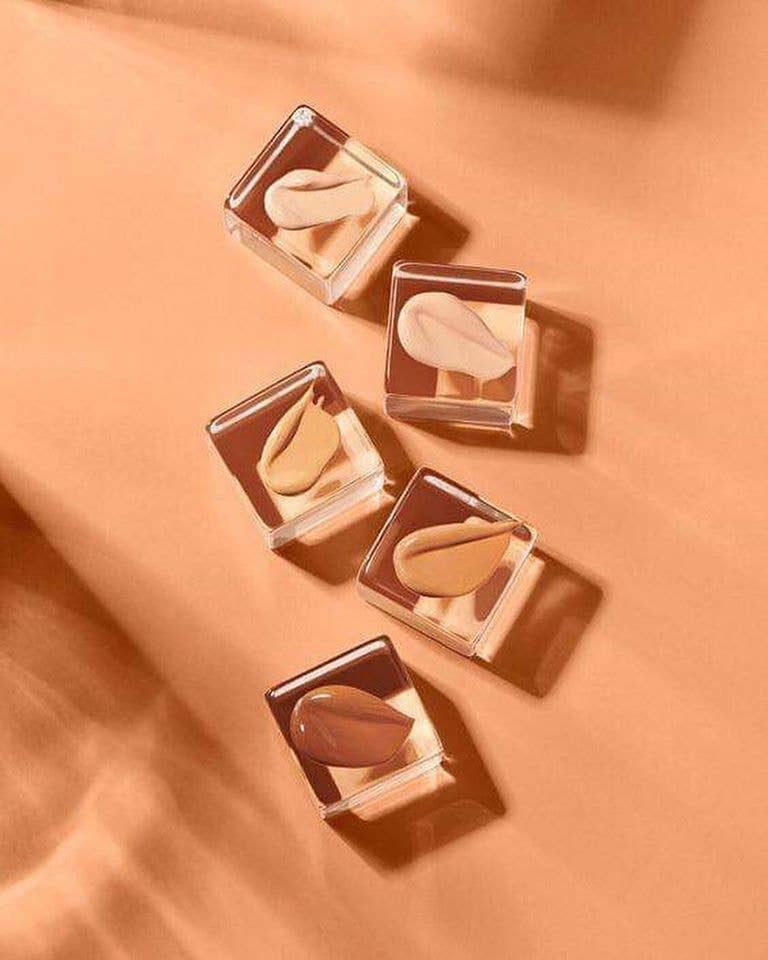 Silk oil of Morocco - Wholesale Foundation - Argan Liquid Foundation9