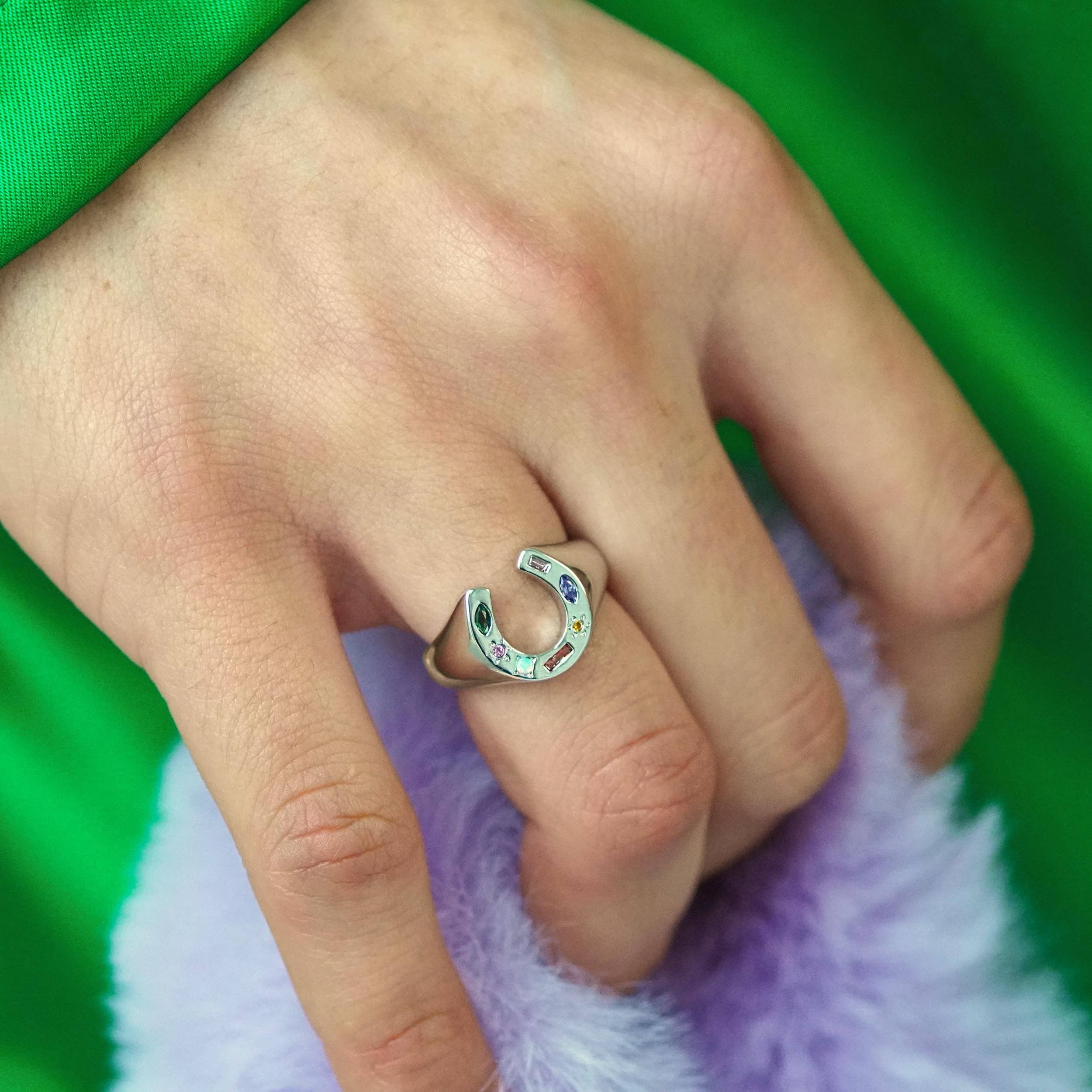 Junk Jewels Ltd – wholesale Signet ring – Kaleidoscope Lucky Charm Signet Ring4