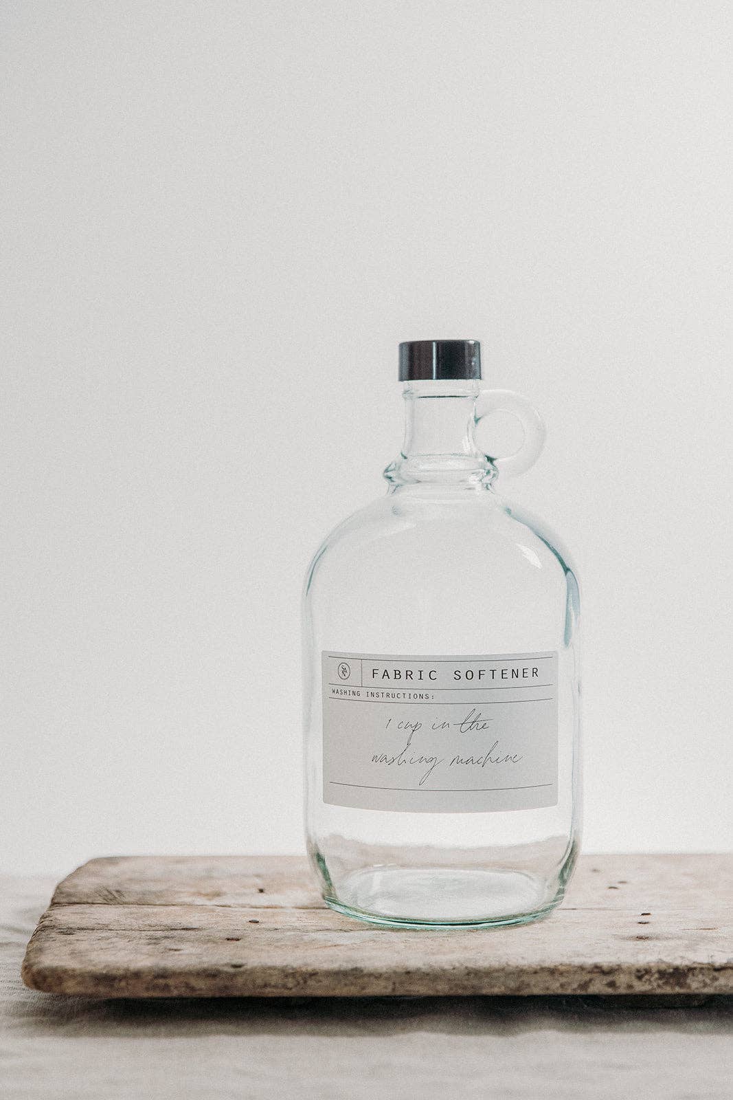 So At Nature - Wholesale Laundry Detergent Powder/Pods - Glass Half Gallon Laundry Dispensers Fabric Softener and Liquid Detergent2