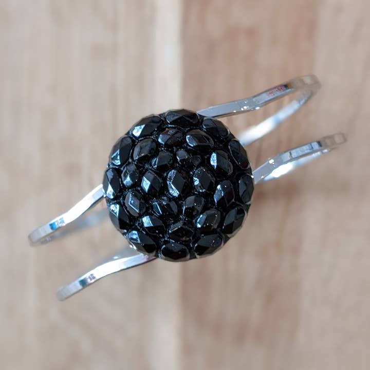 Pulsera botón negro Gilberte antiguo para venta al por mayor de Assuna