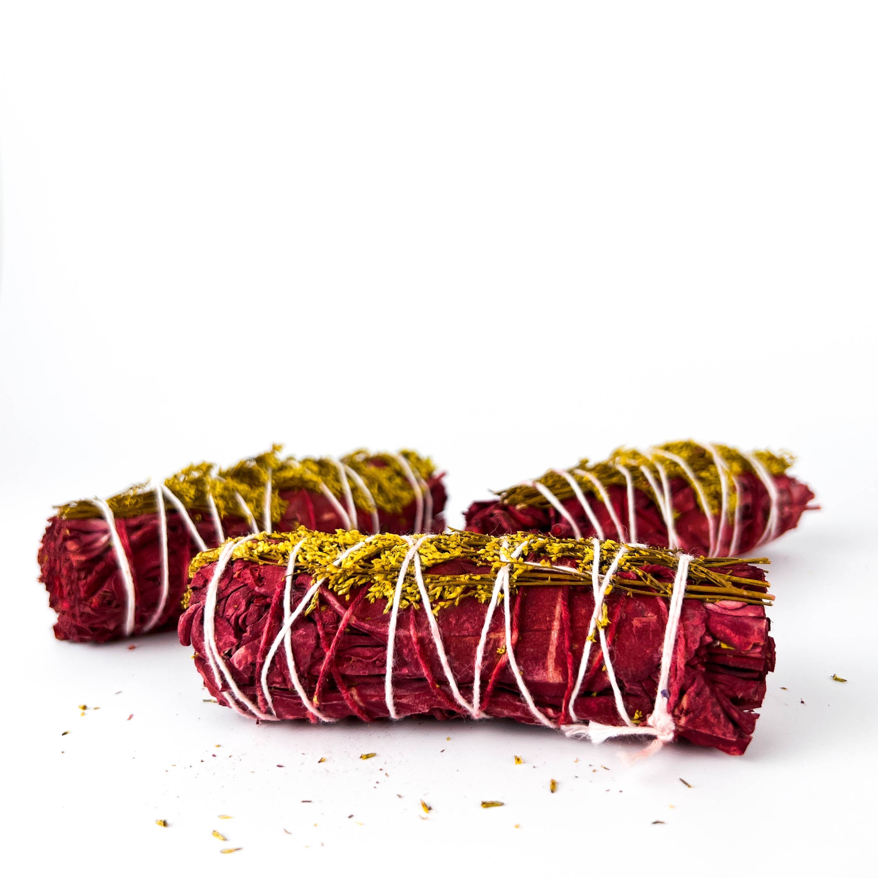 GREENROOTS USA LLC - Wholesale Sage Bundle - Dragon's Blood Sage W/ Wild Flower 4"0