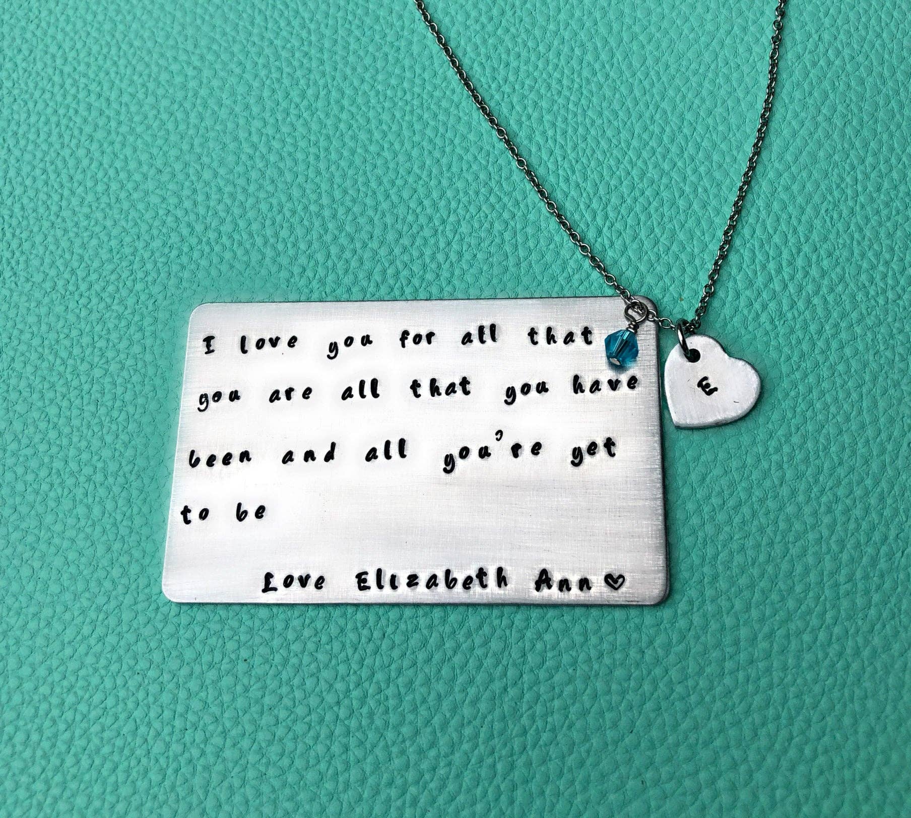 Handmade by Marlayna – Großhandel Kette mit Anhänger/Charm – Jubiläums-Wallet-Karte mit Halskette1