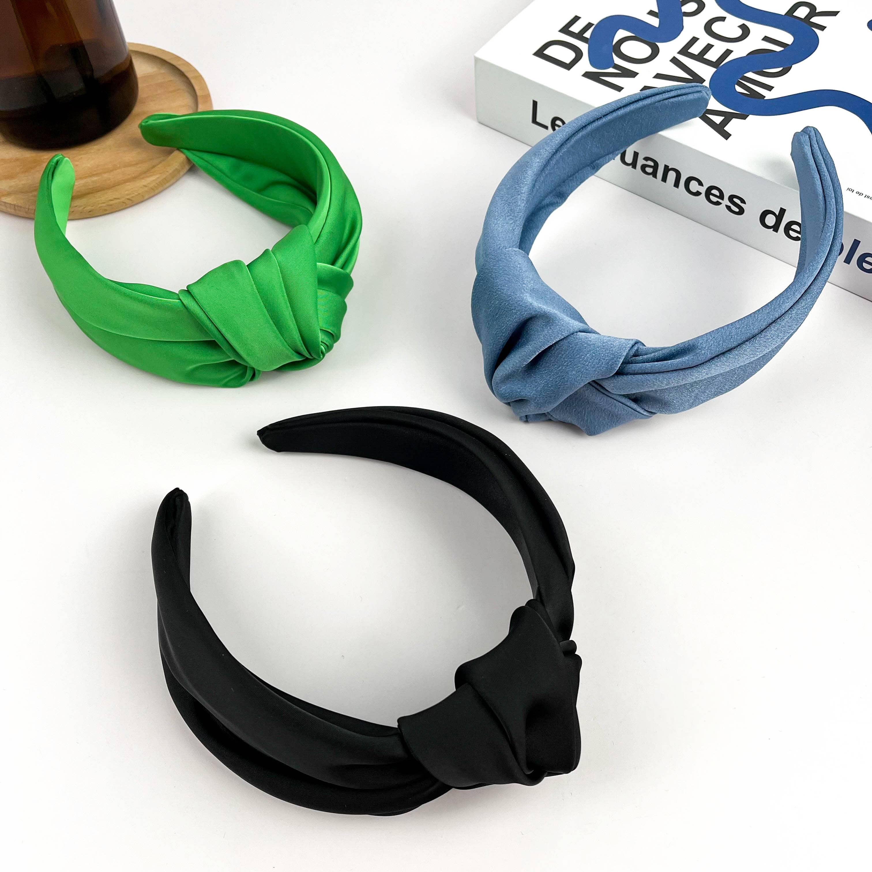 TheDivaSoap – Großhandel Fashion-Stirnband – Damen – Haarreif aus festem Satin mit Knoten, elegantes Haaraccessoire11