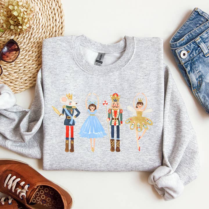 Refinery Number One LLC – wholesale Sweatshirt med tryck - Dam – Nötknäpparen, jul, sockerplommonfe, baletttröja