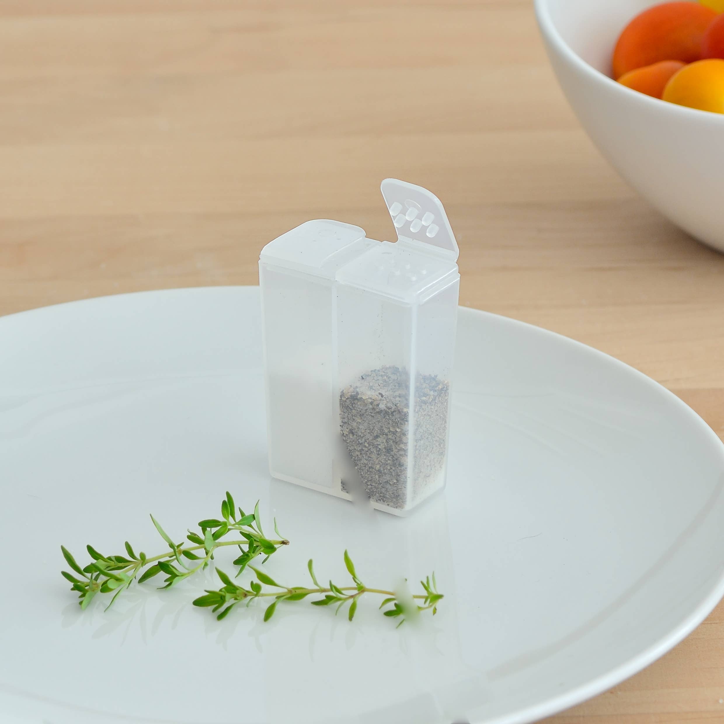 Youngever - Wholesale Salt & Pepper Shaker Set - Youngever 4 Pack Plastic Salt and Pepper Shaker Set2