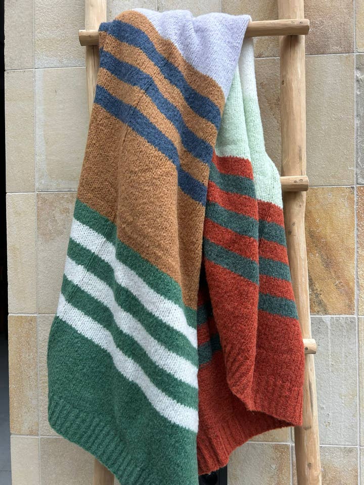 Plaid Bavarois - Multicolor - Lujo acogedor 150cm x 200cm para venta al por mayor de Crafts by Solid