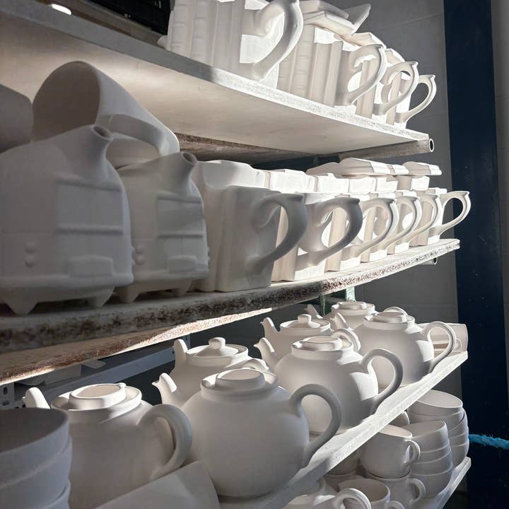 Ceramic Inspirations – Großhandel Teekannen – Colmans Mustard Tin Teekanne1