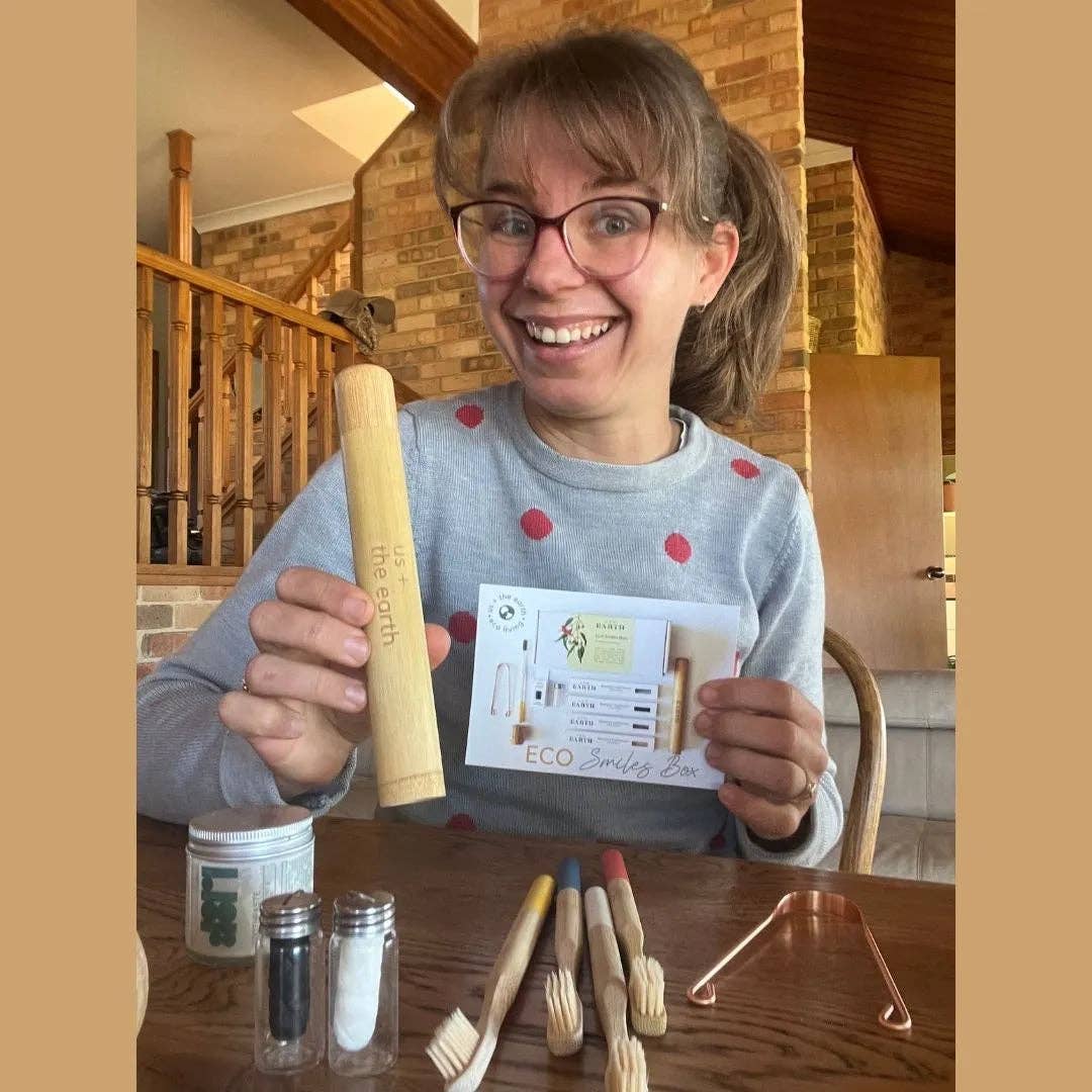 Us and The Earth - Wholesale Oral Care Set - Eco Smiles Box - Chemical Free Tooth Care1