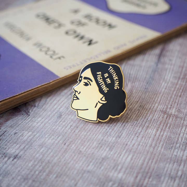 LiteraryEmporium - Wholesale Lapel pin/button - Virginia Woolf - Book Lover Gold Enamel Pin Badge2