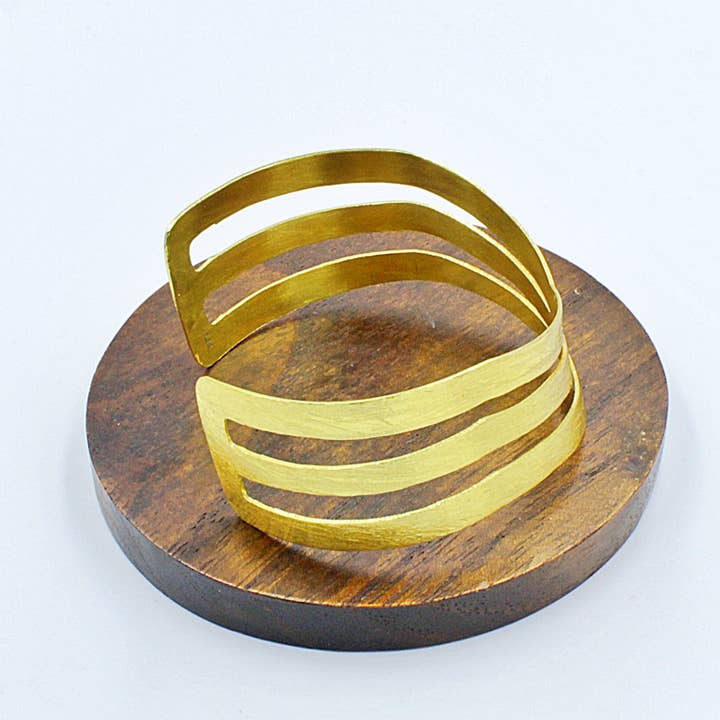 LA MAR - Wholesale Cuff Bracelet - WONDER gold-plated bracelet - Design with character8