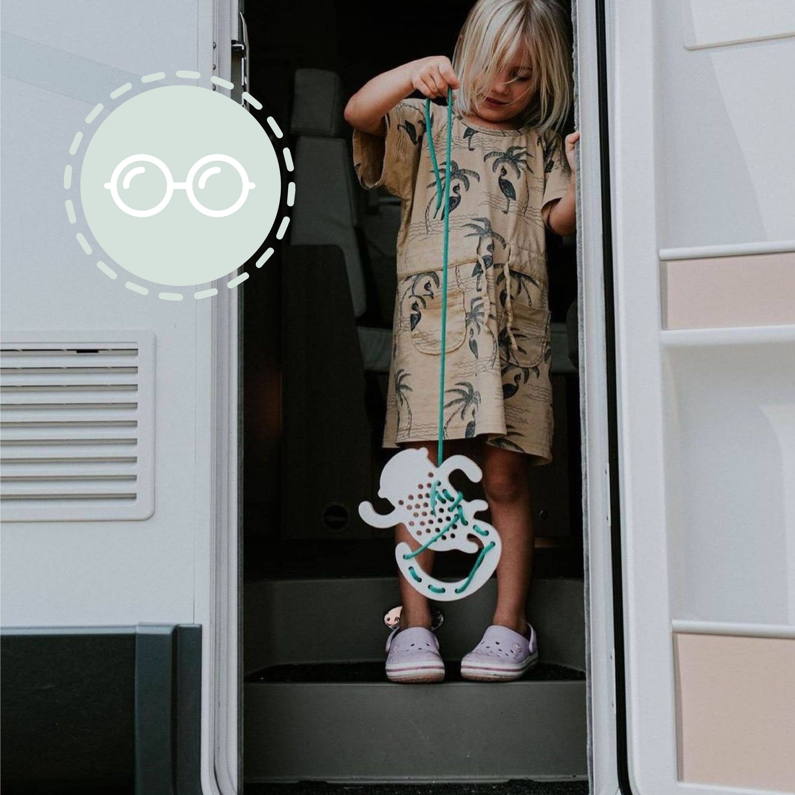 milin – Brinquedo de madeira - Crianças por atacado – Amelia o Macaco - brinquedo de enfiar de madeira Montessori2