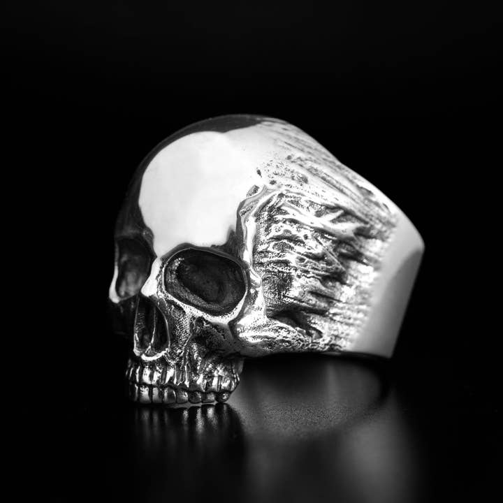 Black Feather Design – wholesale Cocktail/statement ring – Large Skull Ring - Chunky Gothic Jewellery - Sterling Silver6
