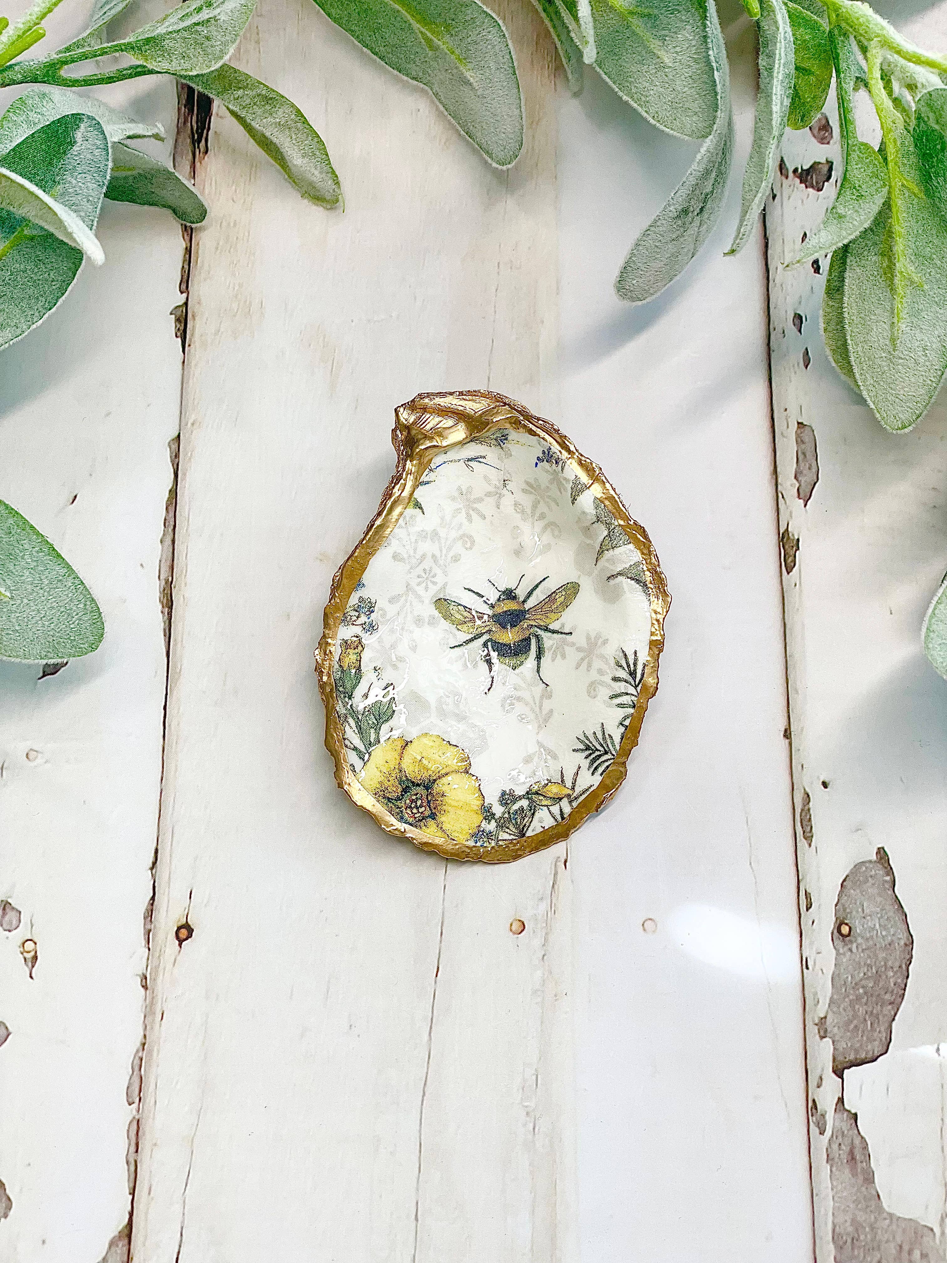 Sea Shell Jewelry Dish Trinket Dish Ring Dish Butterfly Hand Painted  Decoupage Oyster Shell Gold Leaf Paint Bee's -  Canada