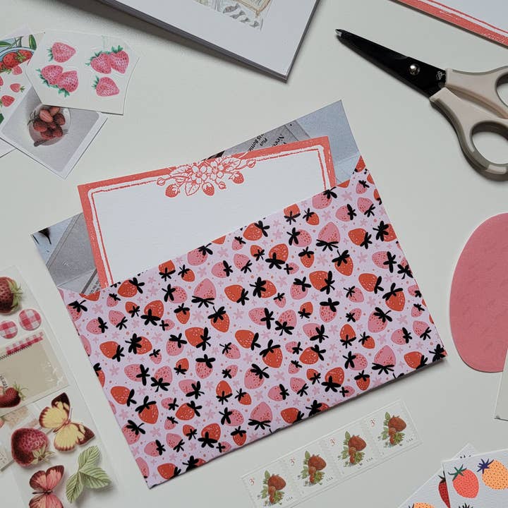 Cut+Paste Magazine - Wholesale Magazine - "Market" - Issue 111