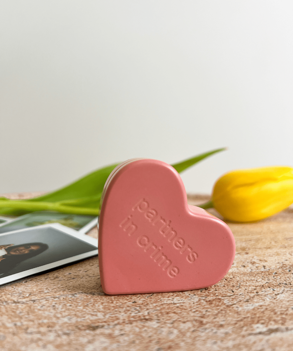 Razzo Studio - Wholesale Picture Frame - Personalized Heart Photo Holder3