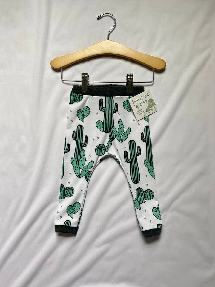 Cactus leggings voor baby's voor wholesale door Barrel and a Heap