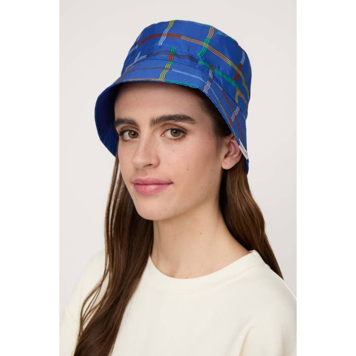 Clima Umbrellas - Vendita all'ingrosso Cappello da pescatore - Donna - Cappello pieghevole impermeabile riciclato Clima Bisetti Outfit
