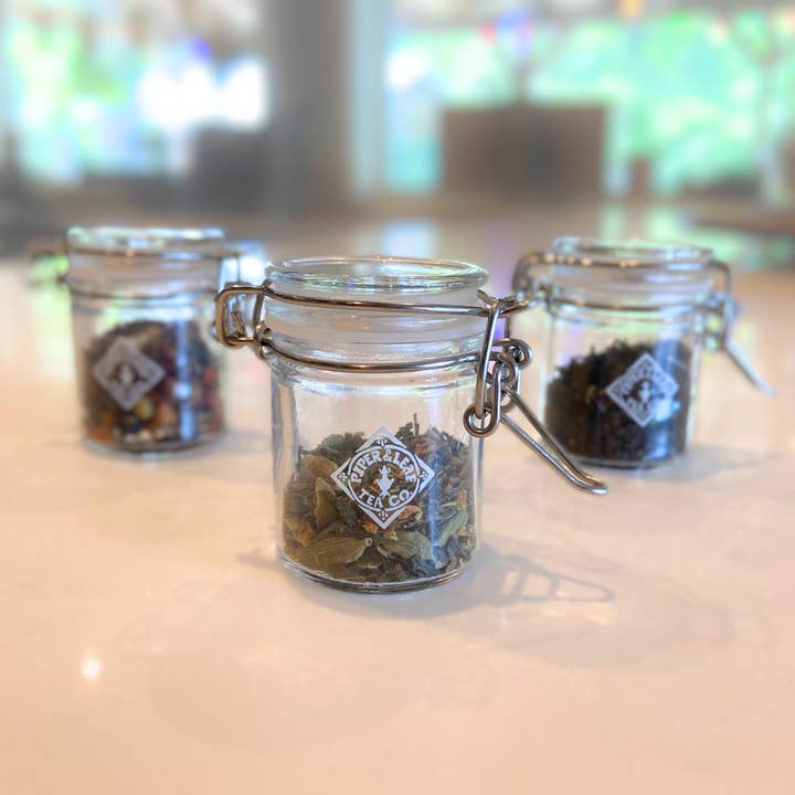 Piper & Leaf Artisan Tea Co - Wholesale Loose Tea - Smelling Jar of Tea2