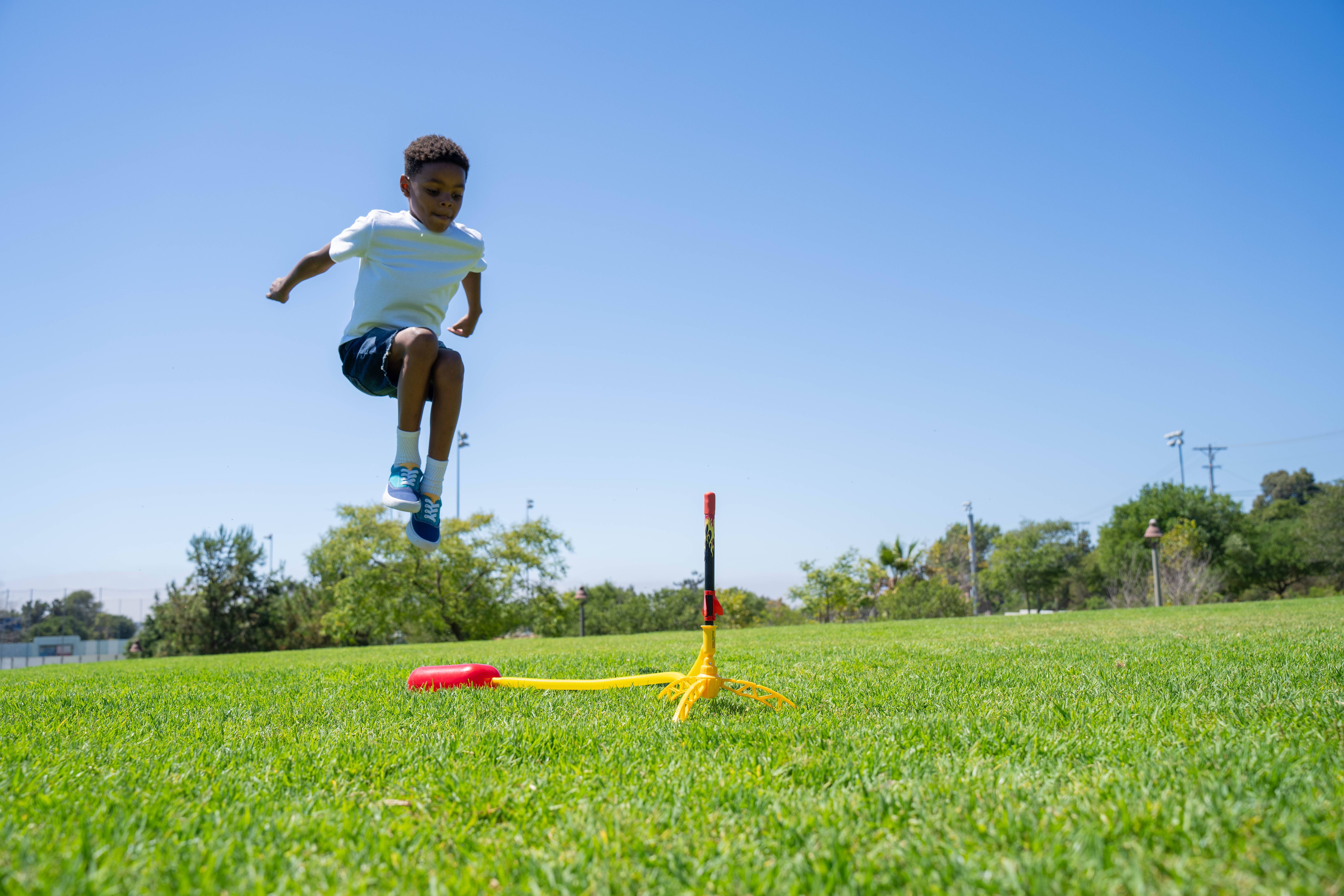 Stomp Rocket - Wholesale Toy Set - Kids - X-treme Stomp Rocket Kit - 6 Rockets2