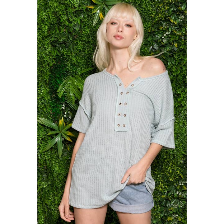 Tunique à œillets Diana pour la vente par salt & bit