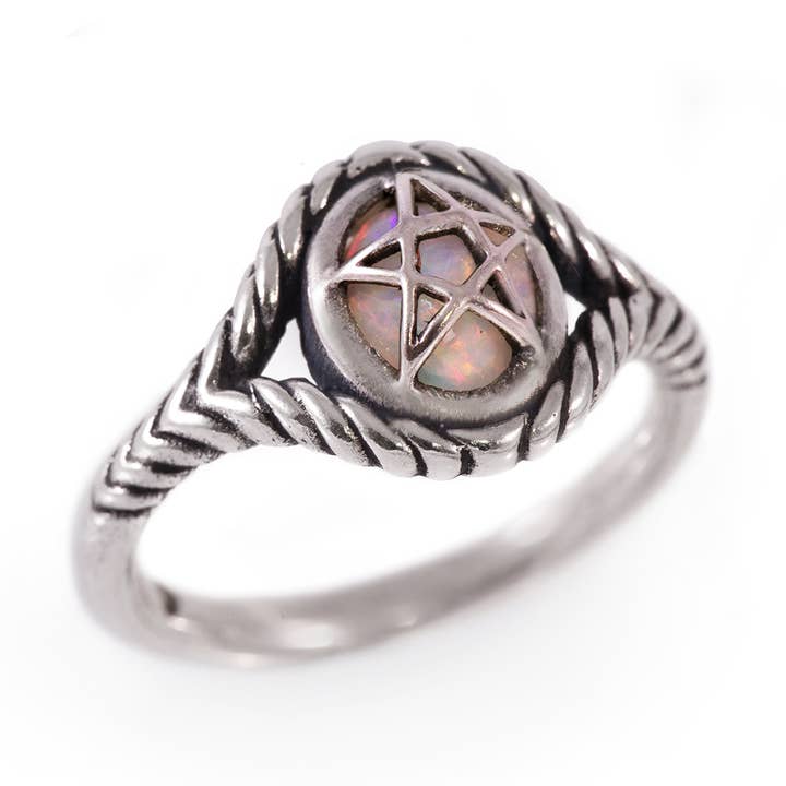 Æterisk Opal Sølv Pagan Præstinde Ring for engroshandel hos Alex Streeter