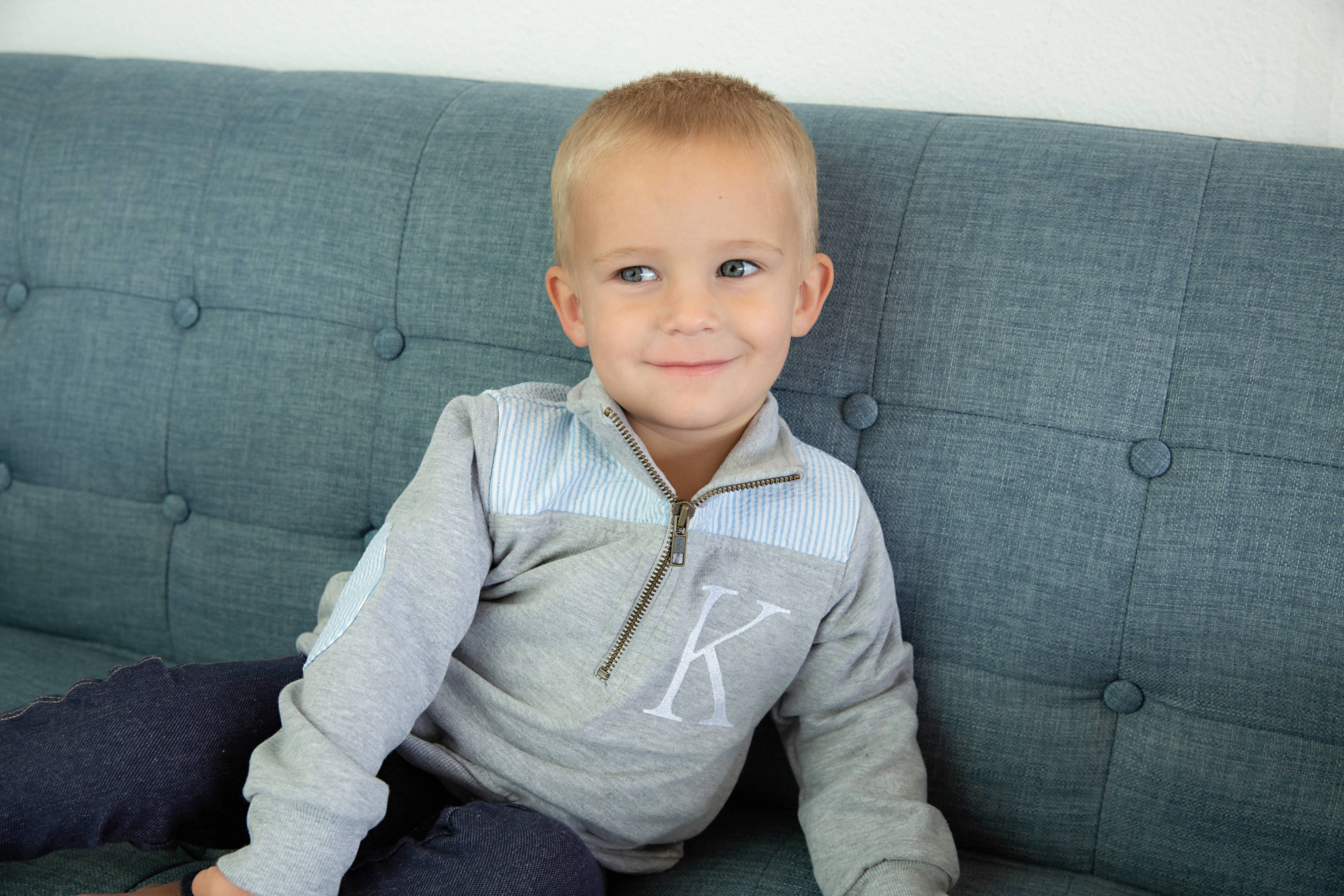 Love That Cotton – Engroshandel Sweatshirt - Børn – Ungdom Miller Pullover - Grå Med Lyseblå Bæk0