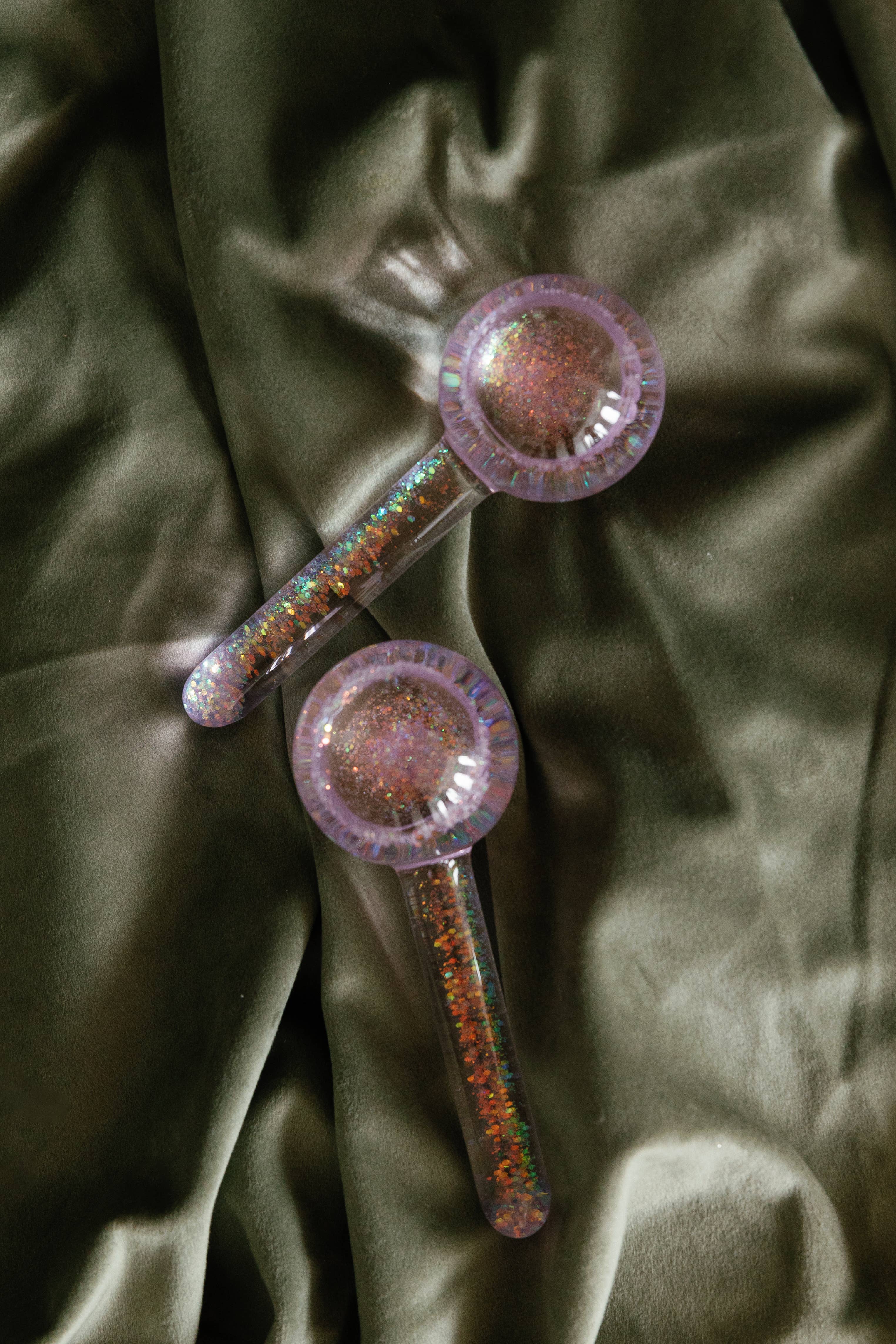 Dahlia Skincare – wholesale Face/beauty roller – Aura Cooling Facial Globes3