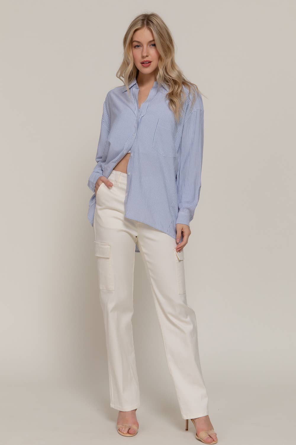 Active Basic | Active USA - Venta al por mayor Camisa con botones - Mujer - Camisa de rayas Y/D de manga larga dolman y corte extragrande3