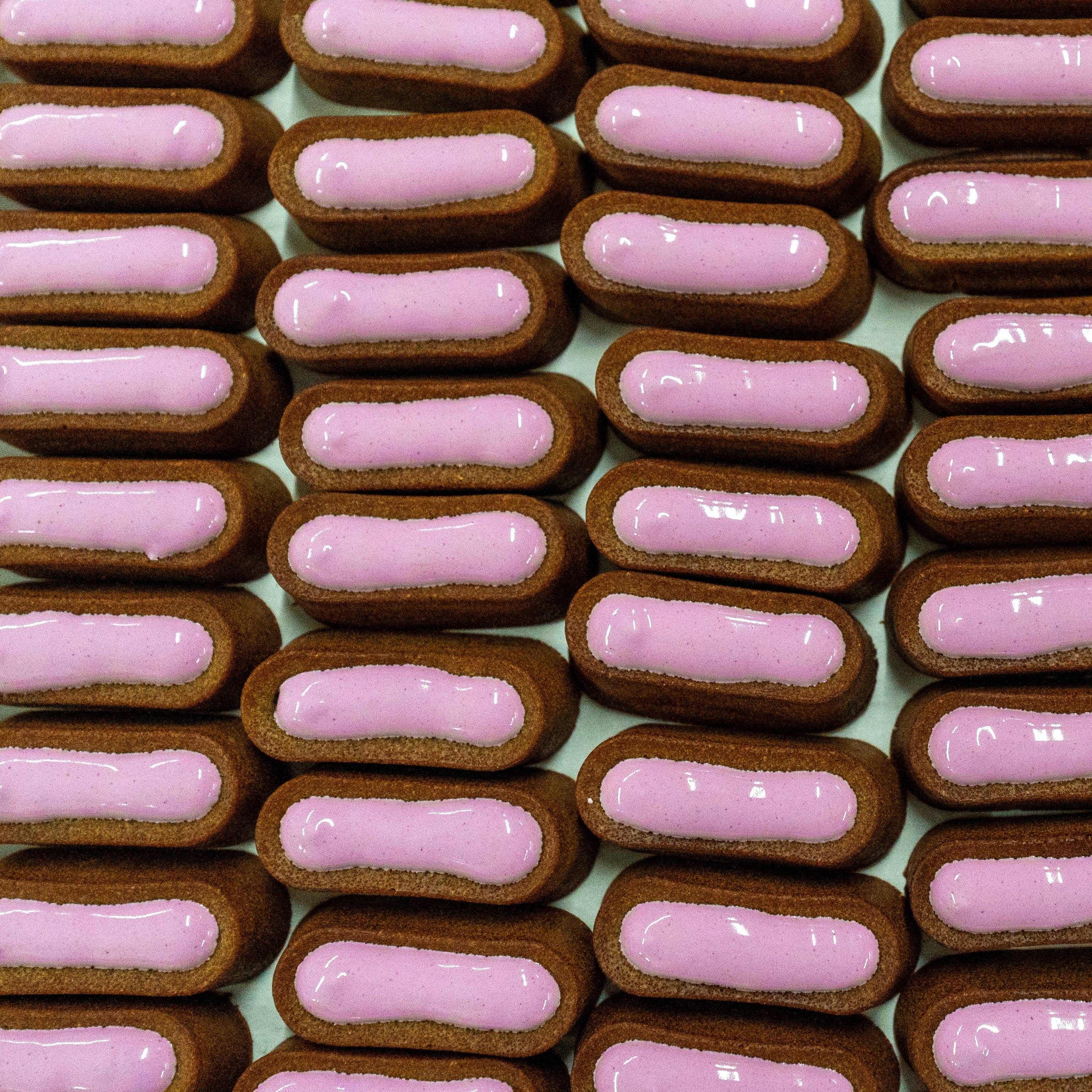 Delamour - Wholesale Pet Treats - Dog - Le Moelleux - 7 Pâtisseries for healthy skin and shiny hair5