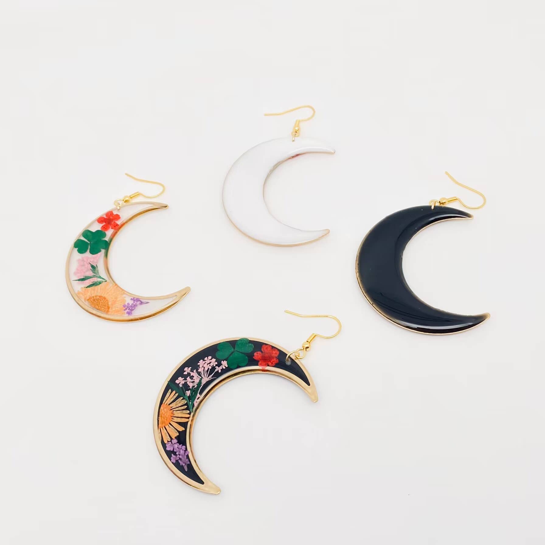 Mio Queena - Wholesale Dangle Earrings - Dried Flowers Floral Large Black Crescent Earrings -PDF/MS1