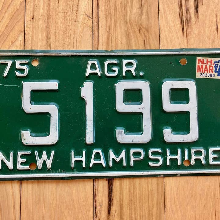 1975/1977 Matrícula AGR de New Hampshire por atacado de RusticPlates