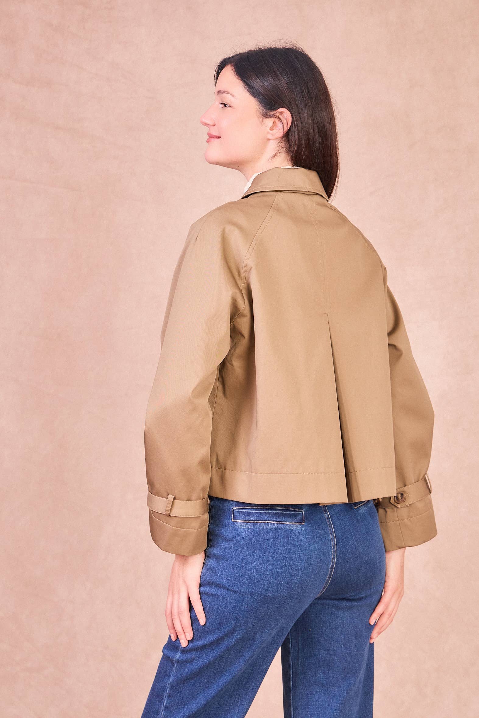 Calie Paris – Großhandel Jacke – Damen – VIOLETTE Trench – Moderne Eleganz in Baumwolle14