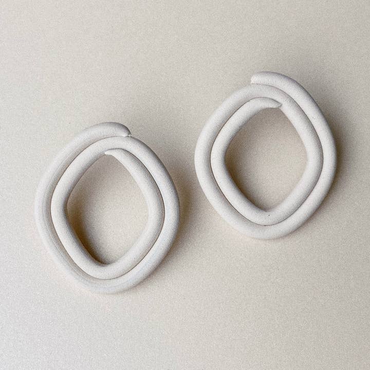 Clous en argile polymère | Drew Studs pour la vente par Everyday Wildflower