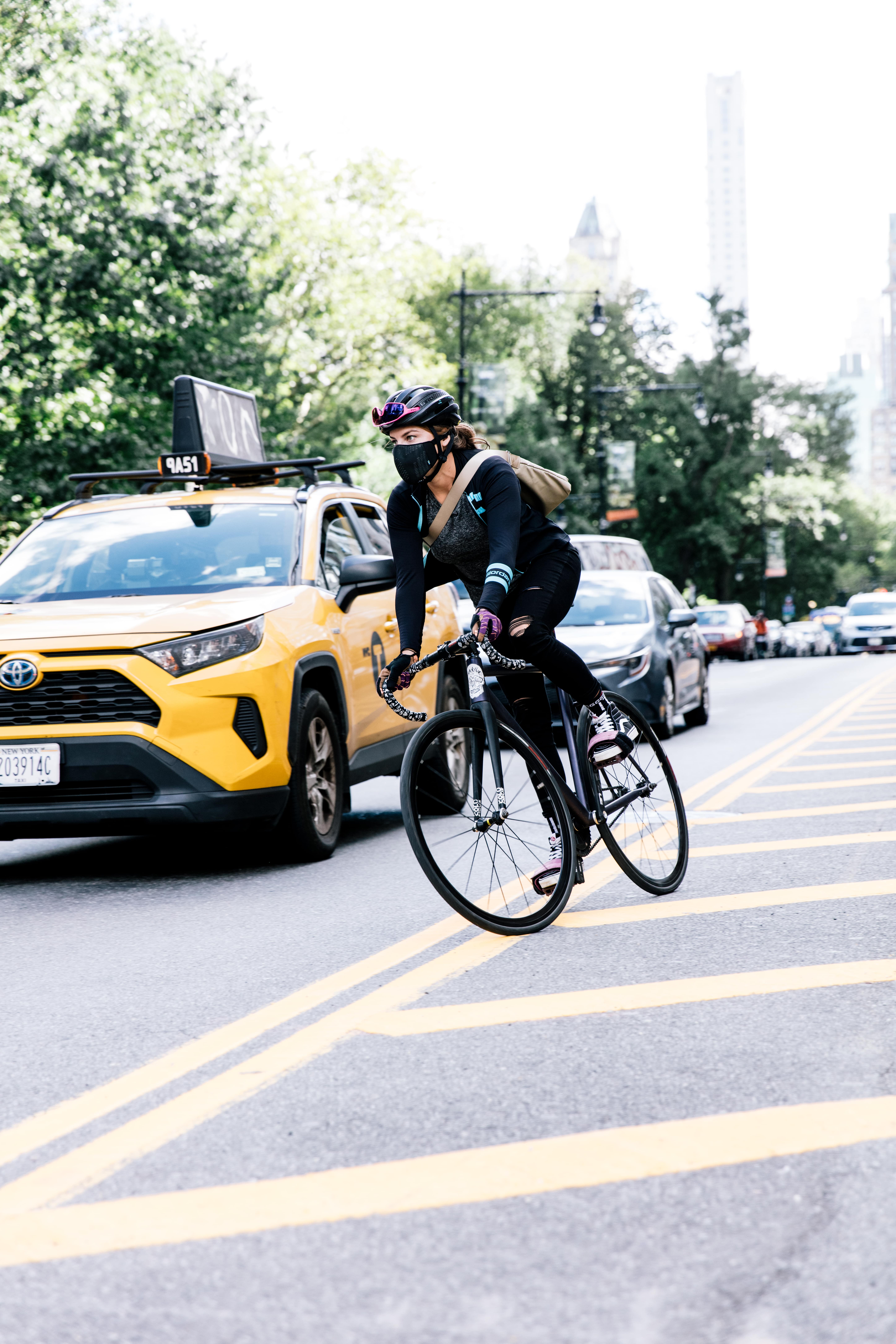 Storm Black Air Mask Active (KN95, reusable facemask) for wholesale on Faire7