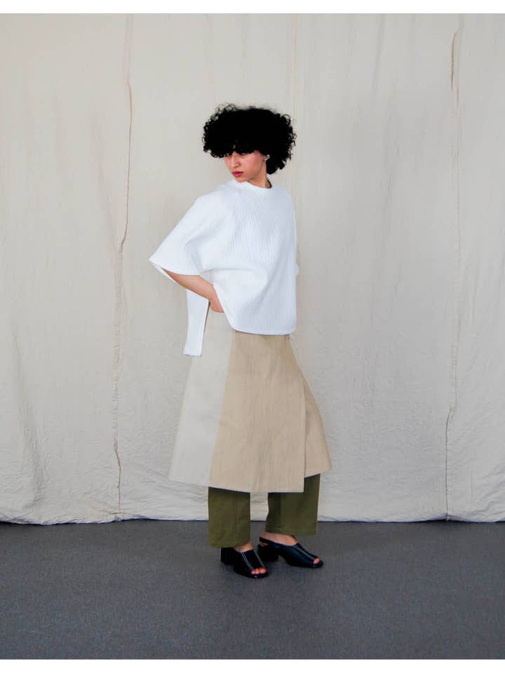 Cèucle – Engroshandel Nederdel - Dame – NEDERDEL KAPITEL 1 _ BEIGE DENIM