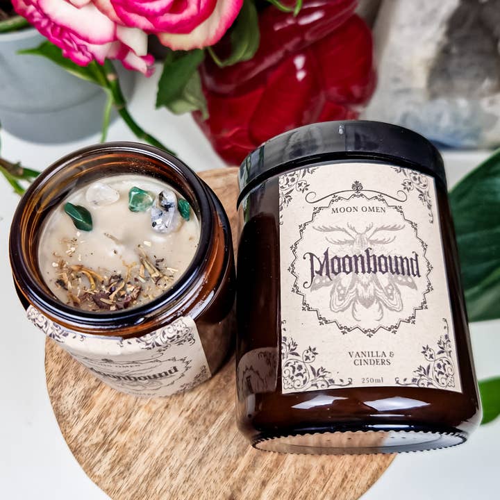 Duftlys 'Moonbound' - Vanilje Cinders for engroshandel hos Moon Omen